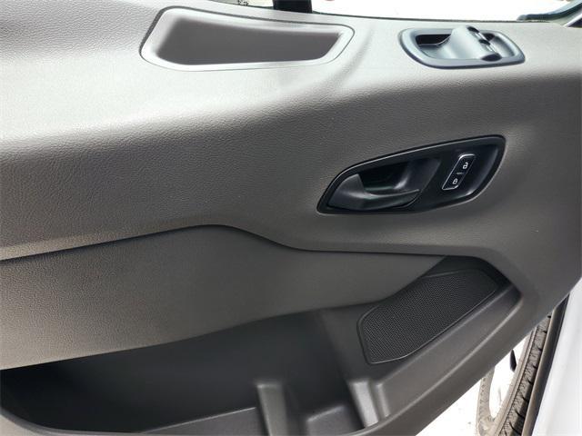 Photo of 2023 Oxford White Ford Transit-250