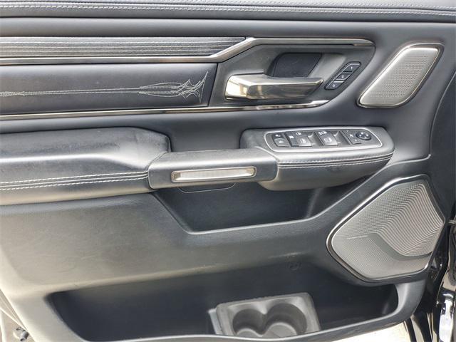 Photo of 2021 Diamond Black Crystal Pearlcoat RAM 1500