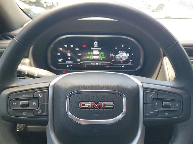 Photo of 2023 Summit White GMC Yukon