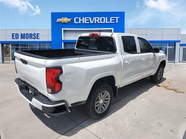 Photo of 2025 Summit White Chevrolet Colorado