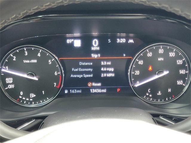 Photo of 2023 White Frost Tricoat Buick Envision