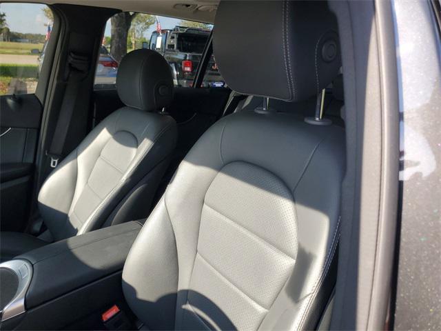 Photo of 2021 Gray Mercedes-Benz GLC 300