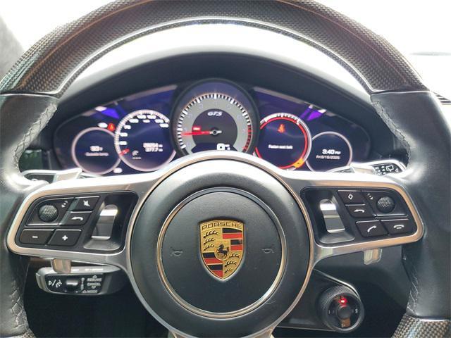Photo of 2021 Carrara White Metallic Porsche Cayenne