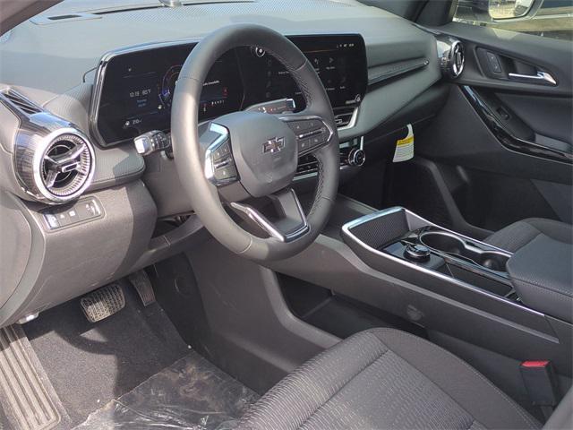 Photo of 2026 Summit White Chevrolet Equinox