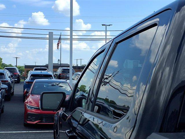 Photo of 2022 Black Metallic Ford F-150