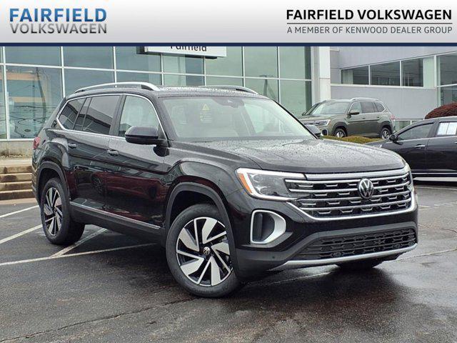 Photo of 2025 Deep Black Pearl Volkswagen Atlas