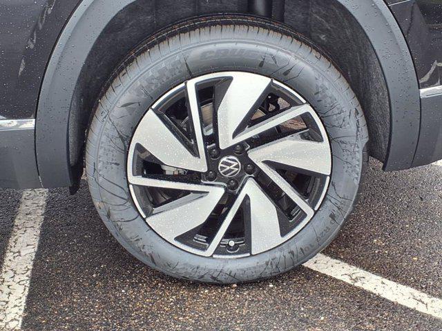 Photo of 2025 Deep Black Pearl Volkswagen Atlas
