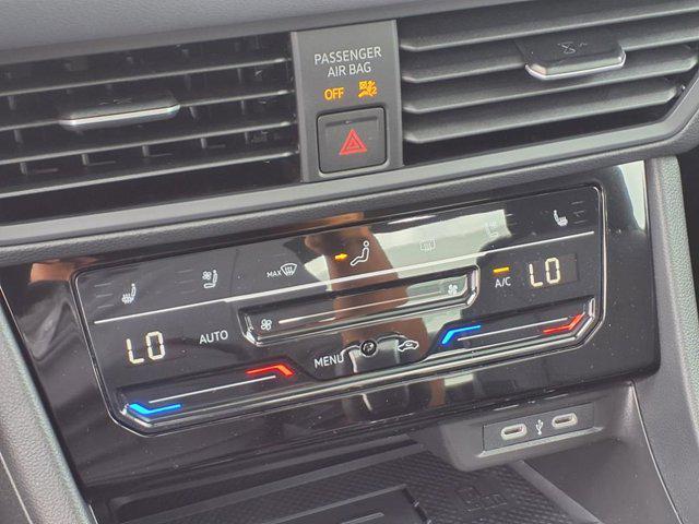 Photo of 2025 Opal White Volkswagen Jetta