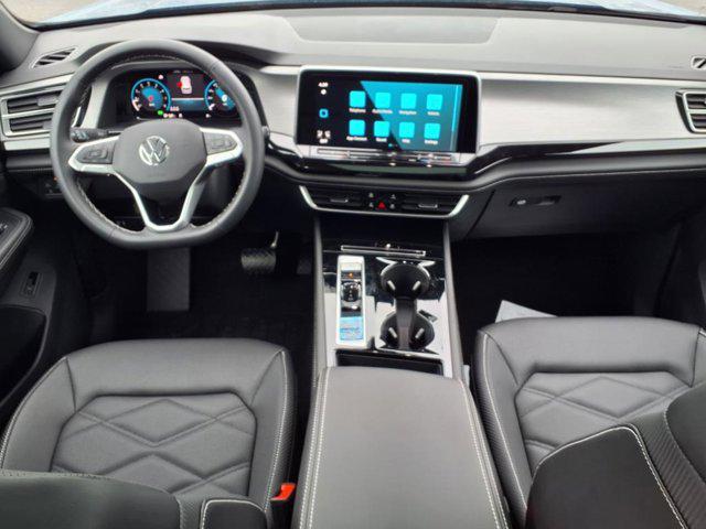 Photo of 2025 BLUE METALLIC Volkswagen Atlas Cross Sport