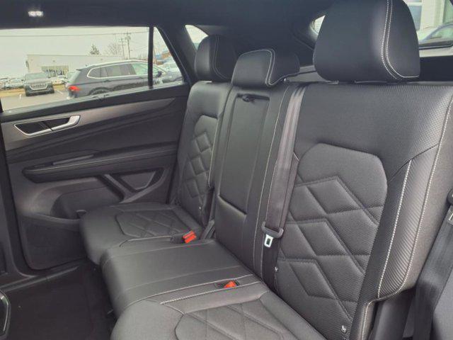 Photo of 2025 BLUE METALLIC Volkswagen Atlas Cross Sport