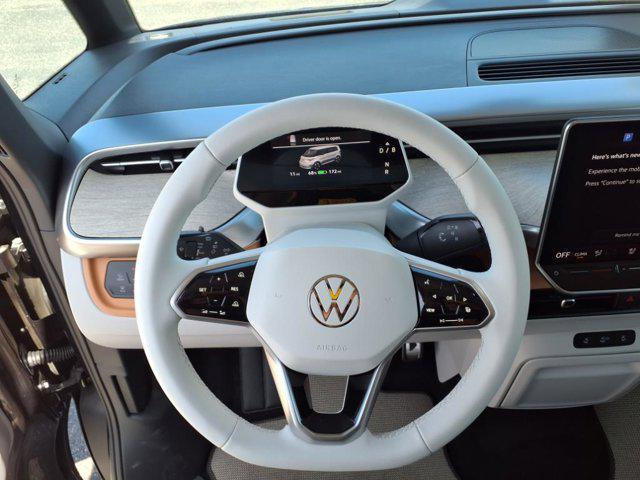 Photo of 2025 Deep Black Pearl Volkswagen ID. Buzz