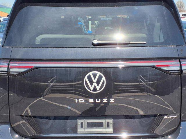 Photo of 2025 Deep Black Pearl Volkswagen ID. Buzz