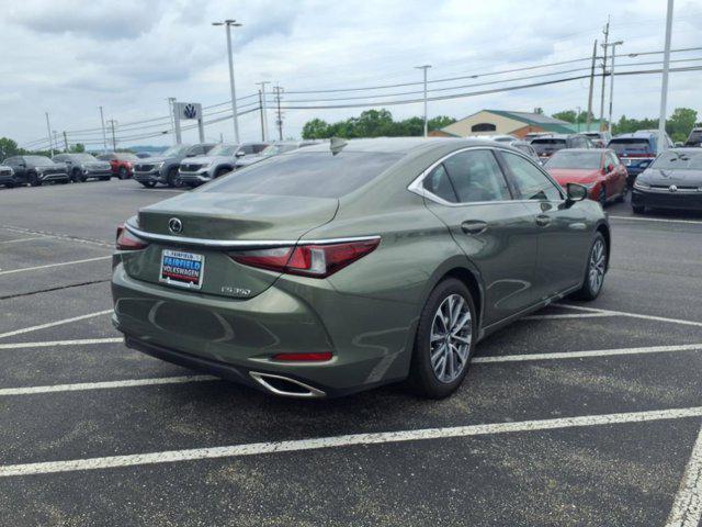 Photo of 2023 Sunlit Green Lexus ES 350