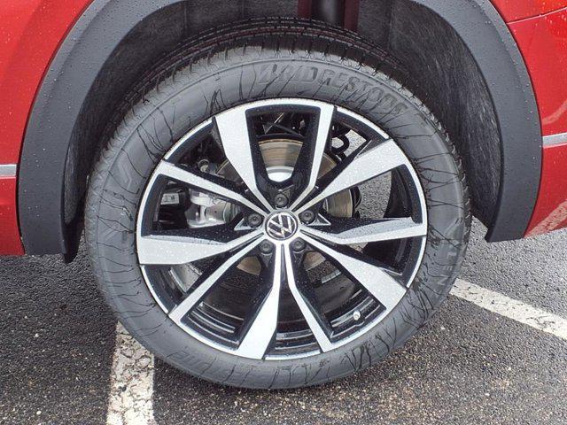 Photo of 2025 Aurora Red Metallic Volkswagen Atlas