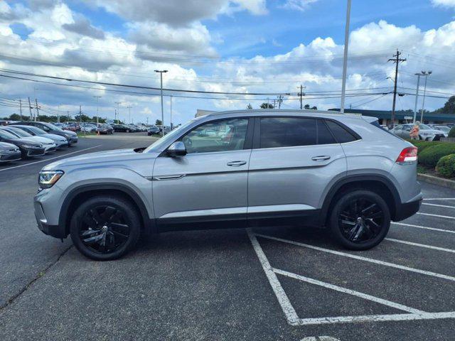 Photo of 2022 Pyrite Silver Metallic Volkswagen Atlas Cross Sport
