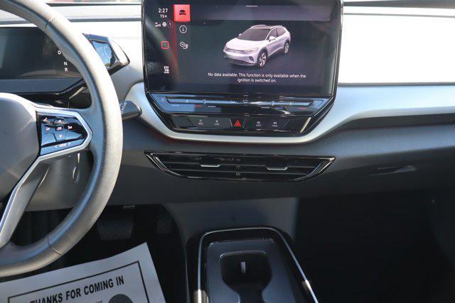 Photo of 2023 Silver Mist Metallic Volkswagen ID.4