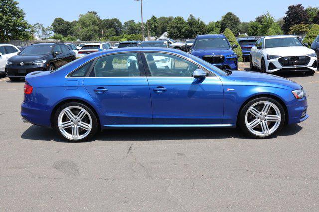 Photo of 2015 Sepang Blue Pearl Effect Audi S4