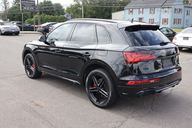 Photo of 2025 Mythos Black Metallic Audi Q5