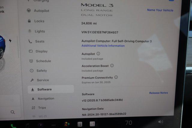 Photo of 2022 Deep Blue Metallic Tesla Model 3