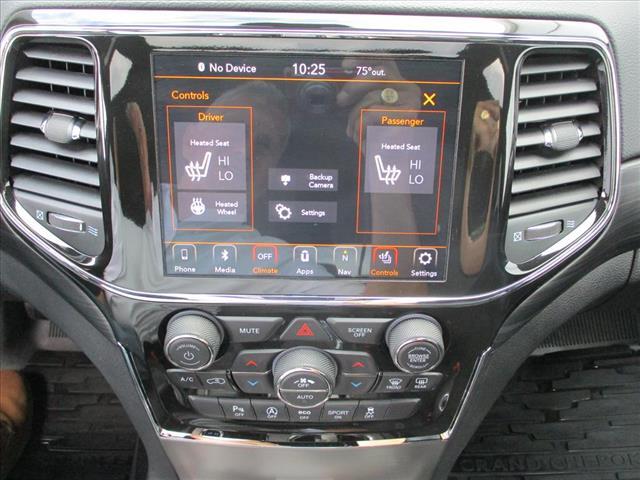 Photo of 2021 Velvet Red Pearlcoat Jeep Grand Cherokee