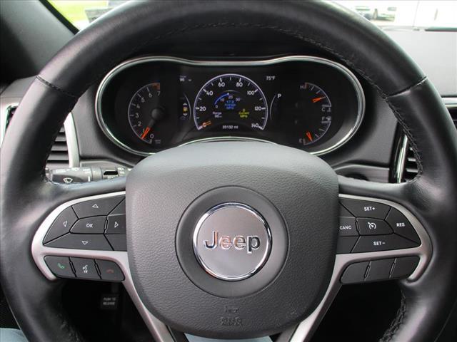 Photo of 2021 Velvet Red Pearlcoat Jeep Grand Cherokee