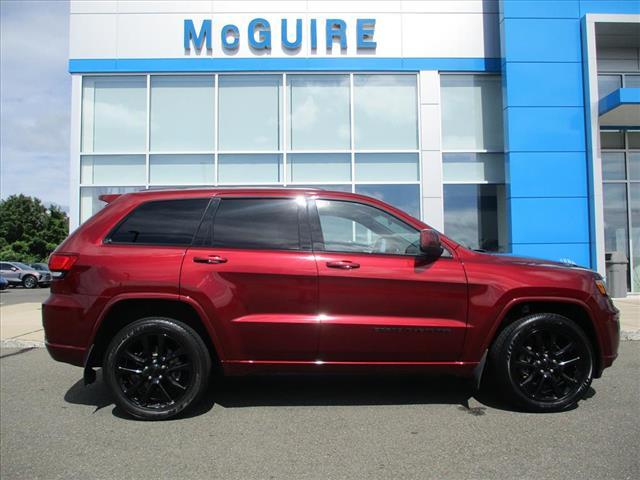 Photo of 2021 Velvet Red Pearlcoat Jeep Grand Cherokee