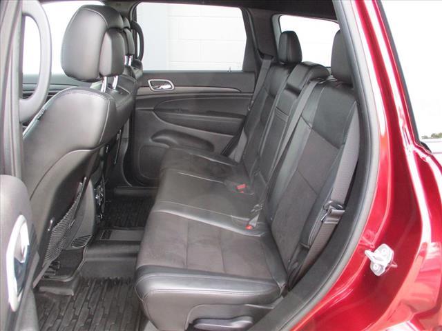 Photo of 2021 Velvet Red Pearlcoat Jeep Grand Cherokee