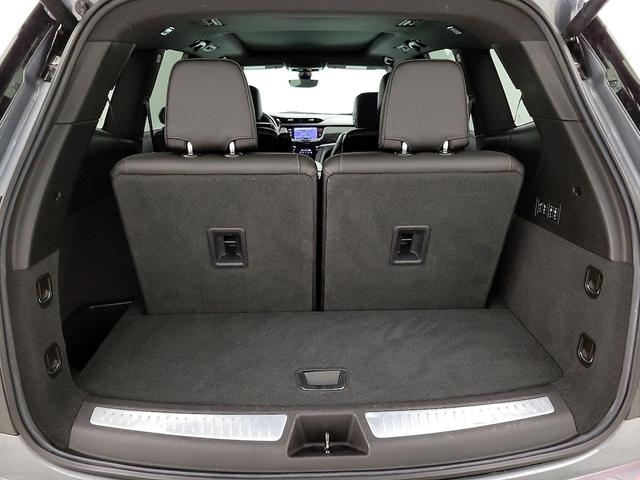 Photo of 2020 Gray Cadillac XT6