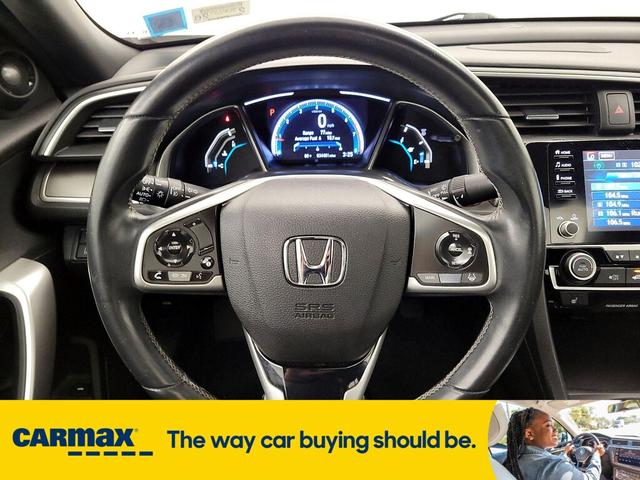Photo of 2020 White Honda Civic