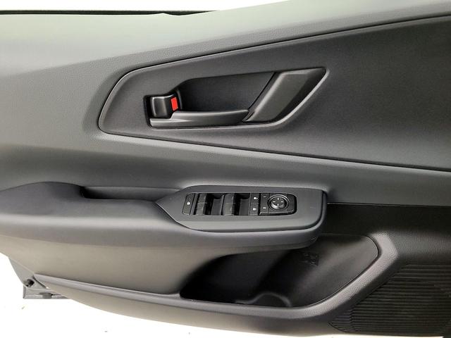 Photo of 2024 Gray Toyota Prius