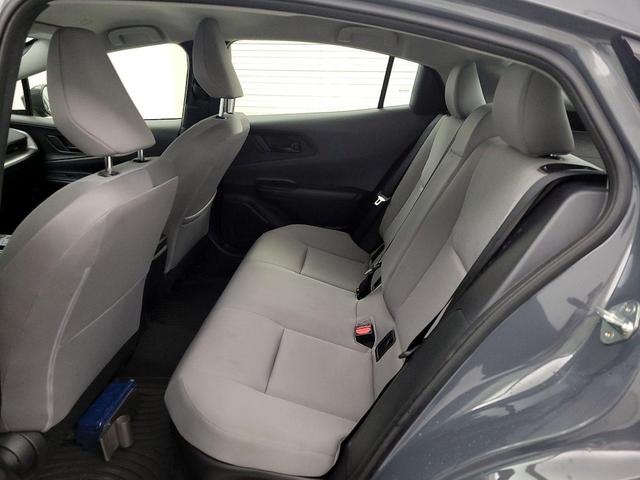 Photo of 2024 Gray Toyota Prius
