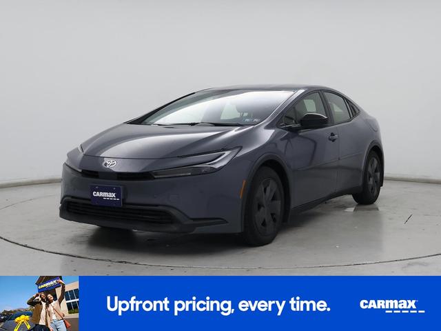 Photo of 2024 Gray Toyota Prius