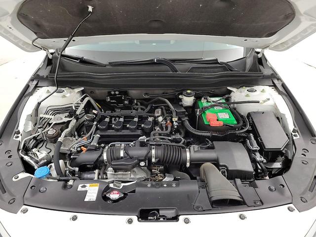 Photo of 2021 White Honda Accord