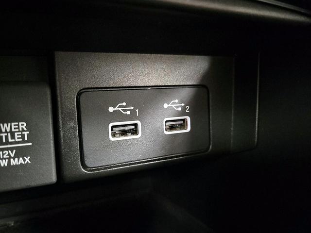 Photo of 2021 White Honda Accord