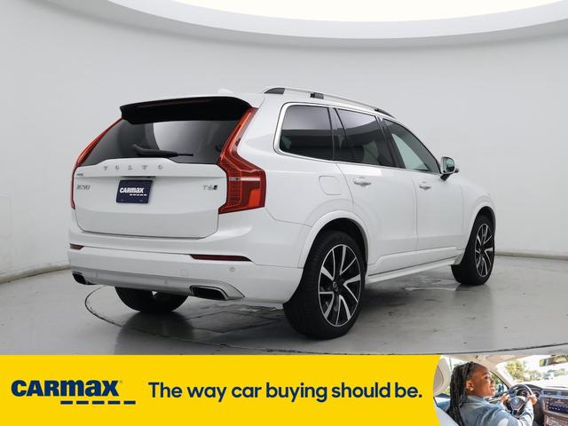 Photo of 2018 White Volvo XC90