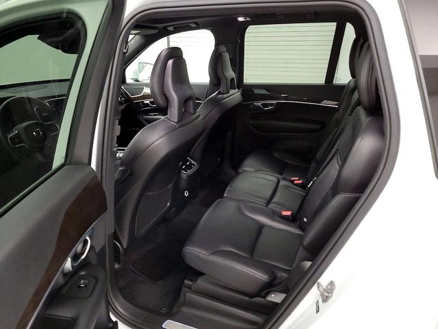 Photo of 2018 White Volvo XC90