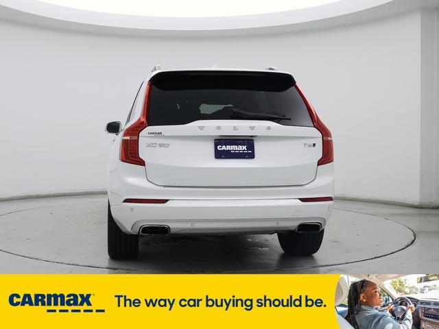 Photo of 2018 White Volvo XC90