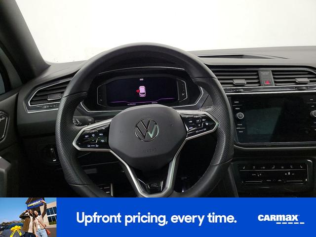 Photo of 2024 White Volkswagen Tiguan
