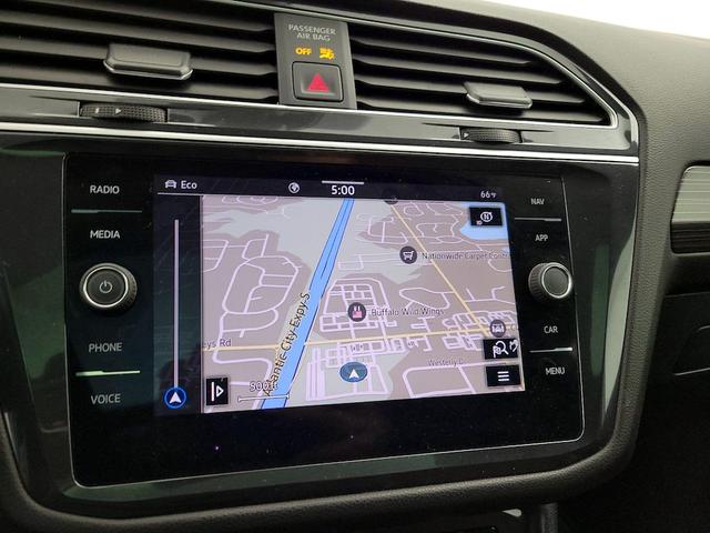 Photo of 2024 White Volkswagen Tiguan