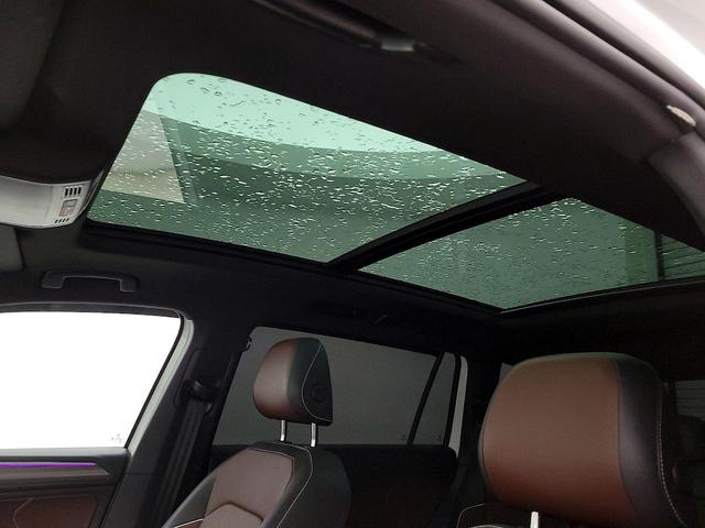 Photo of 2024 White Volkswagen Tiguan