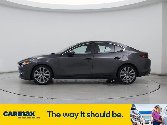 Photo of 2021 Gray Mazda Mazda3