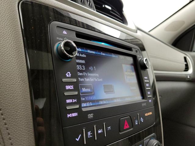 Photo of 2014 Silver Chevrolet Traverse