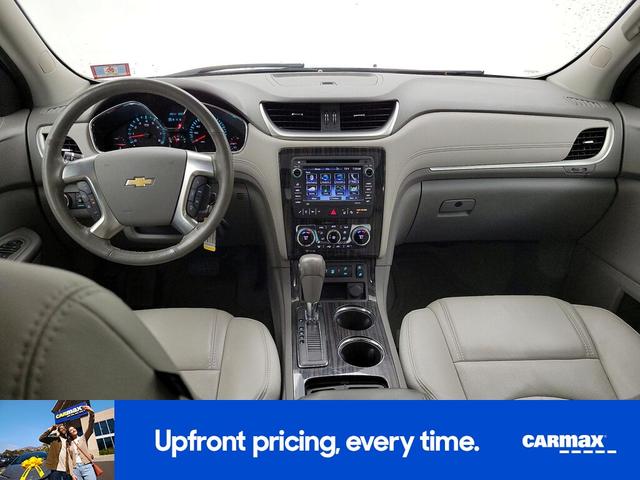 Photo of 2014 Silver Chevrolet Traverse