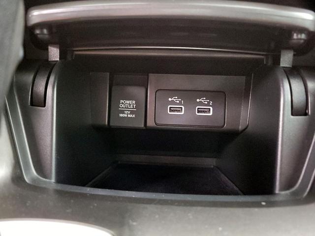 Photo of 2021 White Honda Accord