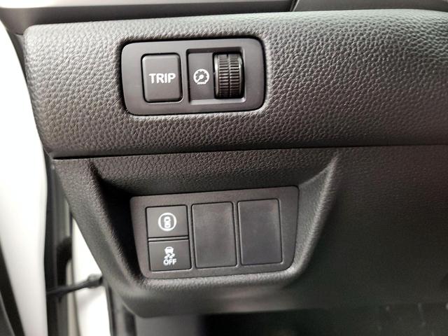 Photo of 2021 White Honda Accord