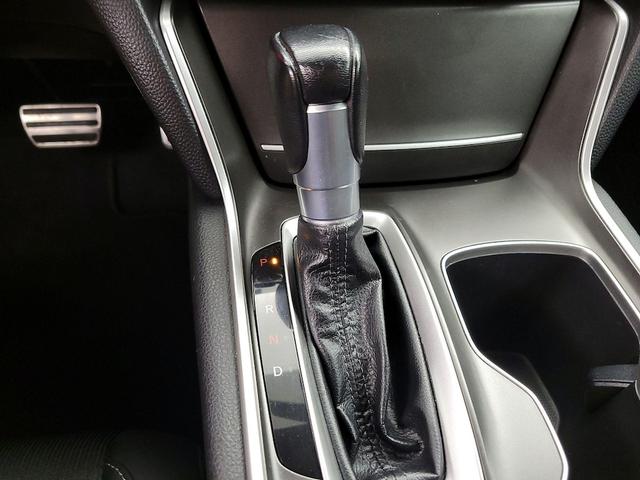 Photo of 2021 White Honda Accord