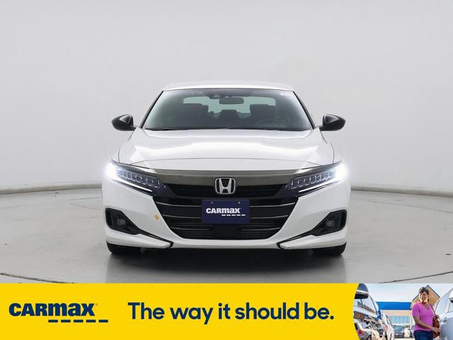 Photo of 2021 White Honda Accord