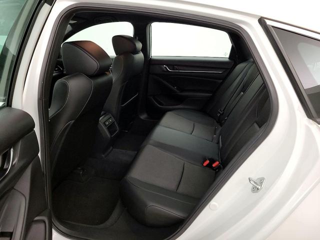 Photo of 2021 White Honda Accord