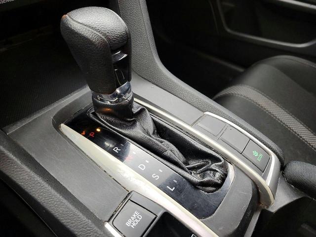 Photo of 2019 Gray Honda Civic