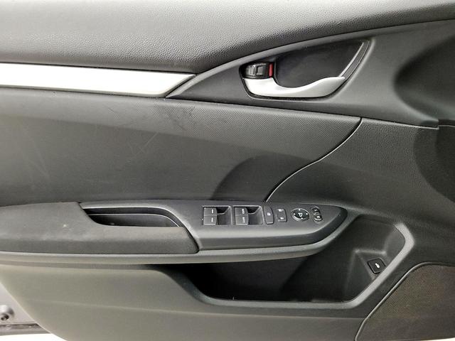 Photo of 2019 Gray Honda Civic